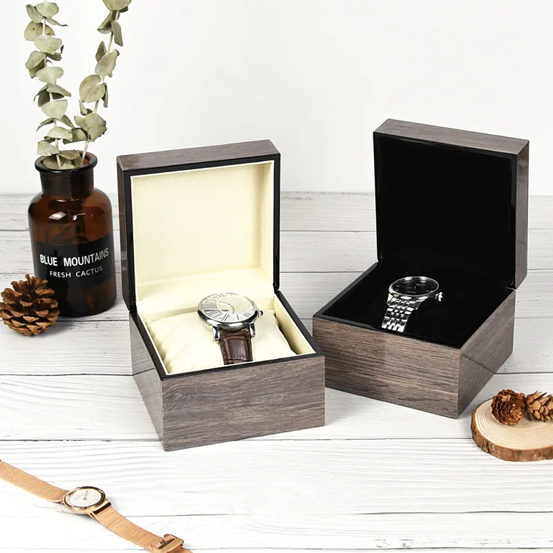 Дървена кутия за часовници, благородна квадратна възглавница за боя, кутия за съхранение на часа са подбрани кутия