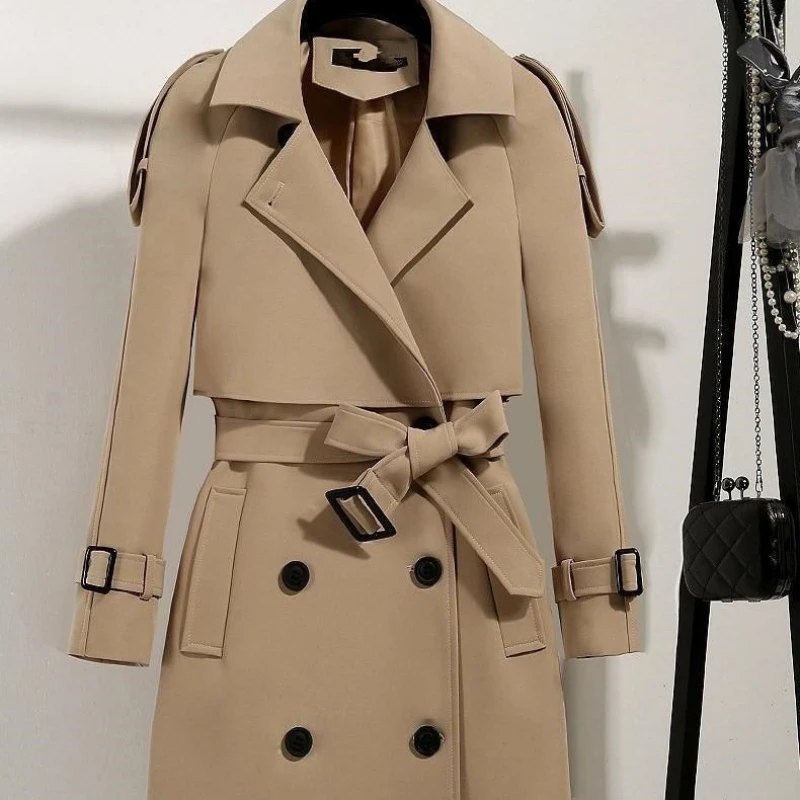 Есенно-зимния ново, приталенное до кръста, тънък и елегантен женски топло палто