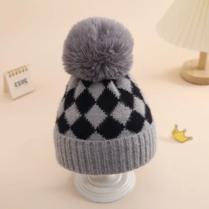 Зимна шапка за малки момчета, скъпа вязаная шапчица в клетка, топла шапка за новородено, аксесоари за студено време