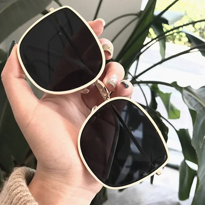 Корейската версия на слънчеви очила в два оправах за жени в Instagram Слънчеви очила Harajuku Ретро, устойчиви на uv