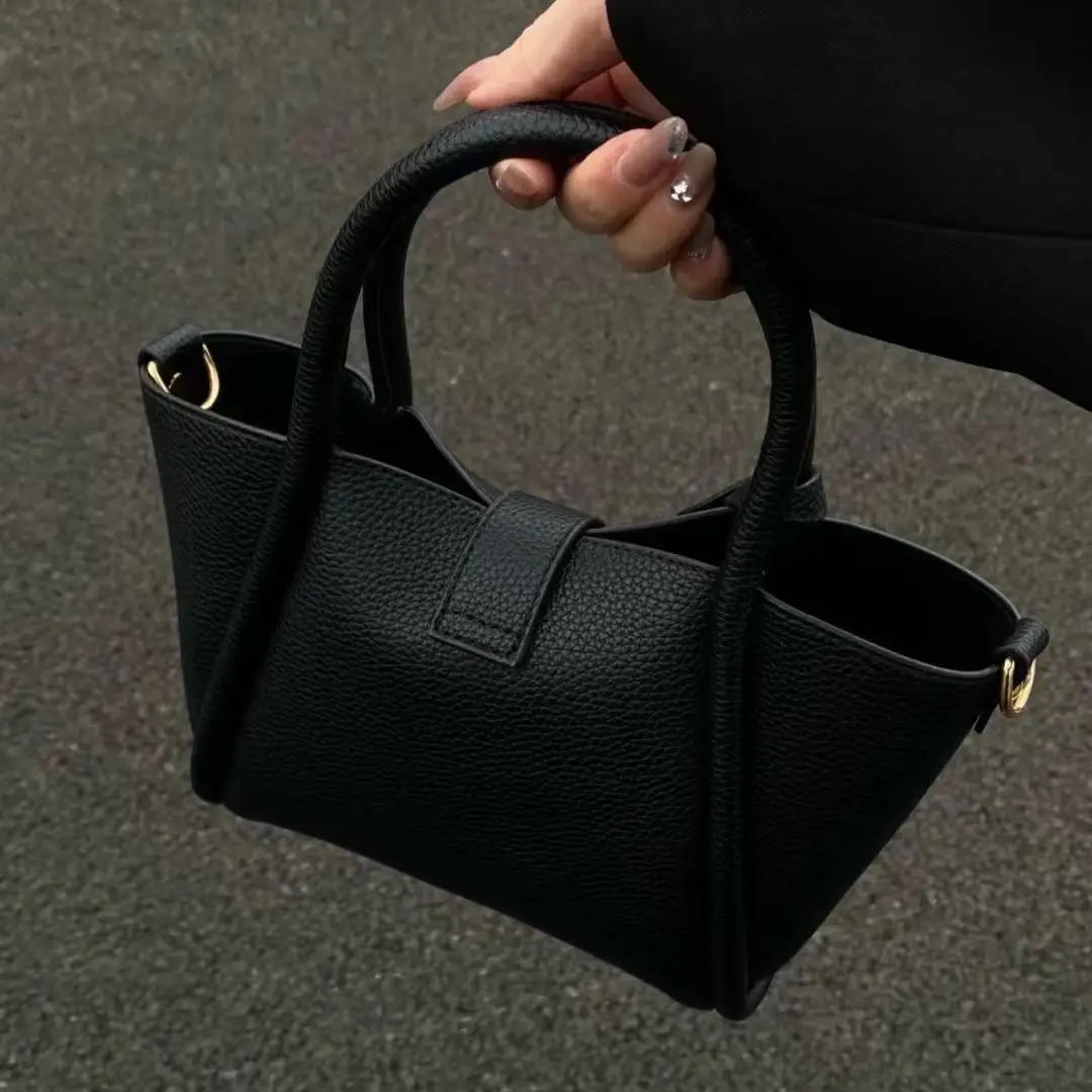 Корейската реколта класически чанта-тоут от изкуствена кожа 2023, ежедневни модерен офис дамска чанта, универсални чанти през рамо за жени