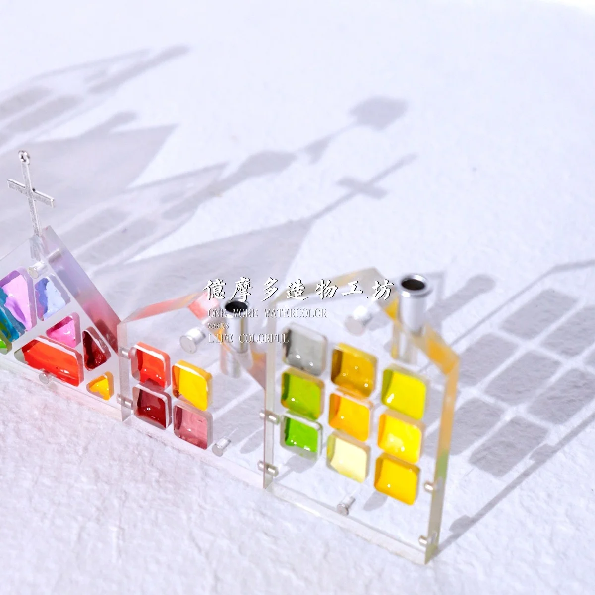 Креативен дизайн на Акрилна Цветова Палитра Креативна Форма на малка Къща Кутия за акварельных бои Преносим Прозрачна Ваза Украшение