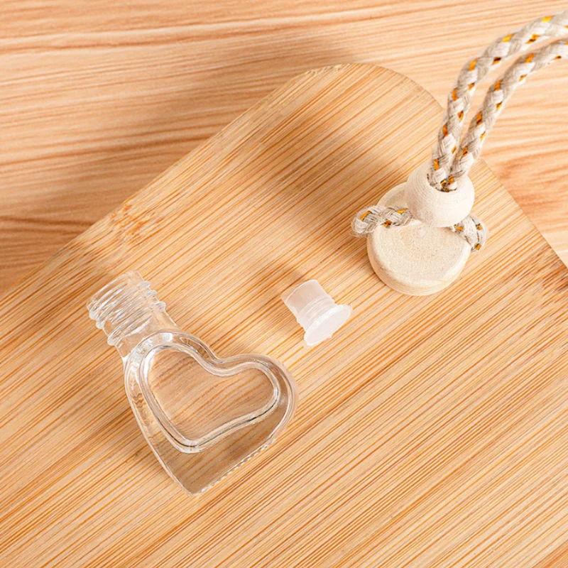 стъклена Бутилка Парфюм във Формата на Сърце Обем 6 ml е 6cc С Струнна Мини-Капак на Дървена Кола Флакони За Ароматизиране на