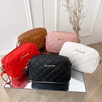 Модерна дамска чанта с ромбической бродерия, малка чанта през рамо от изкуствена кожа, ежедневни дамски чанта-месинджър с цип на чантата